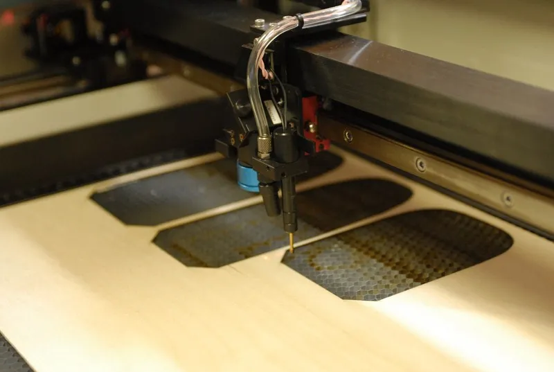 Laser cutting templates from scanned objects